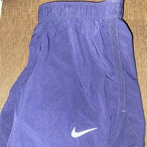Nike women’s shorts